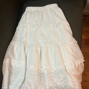 Elegant White Tiered Skirt